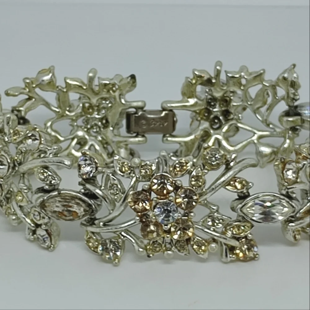 * vintage signed Coro wide clear rhinestones flowers bracelet